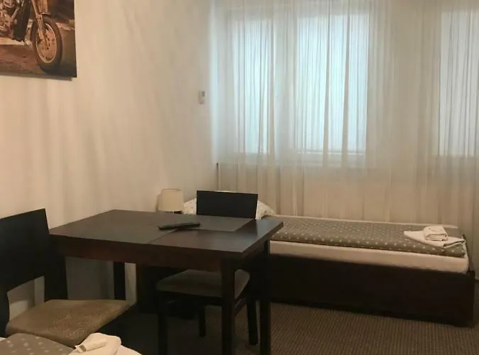 Apartment Parkowy Brwinow